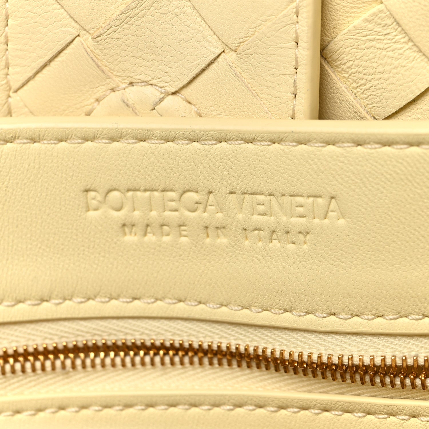 Bottega Veneta Nappa Intrecciato Medium Andiamo Shoulder Bag Chamomile 6 of 14