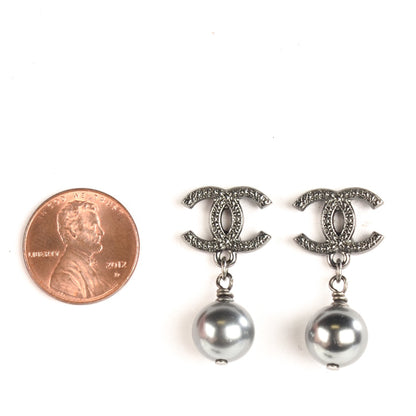 Chanel Pearl CC Drop Earrings Ruthenium Grey 2 of 5