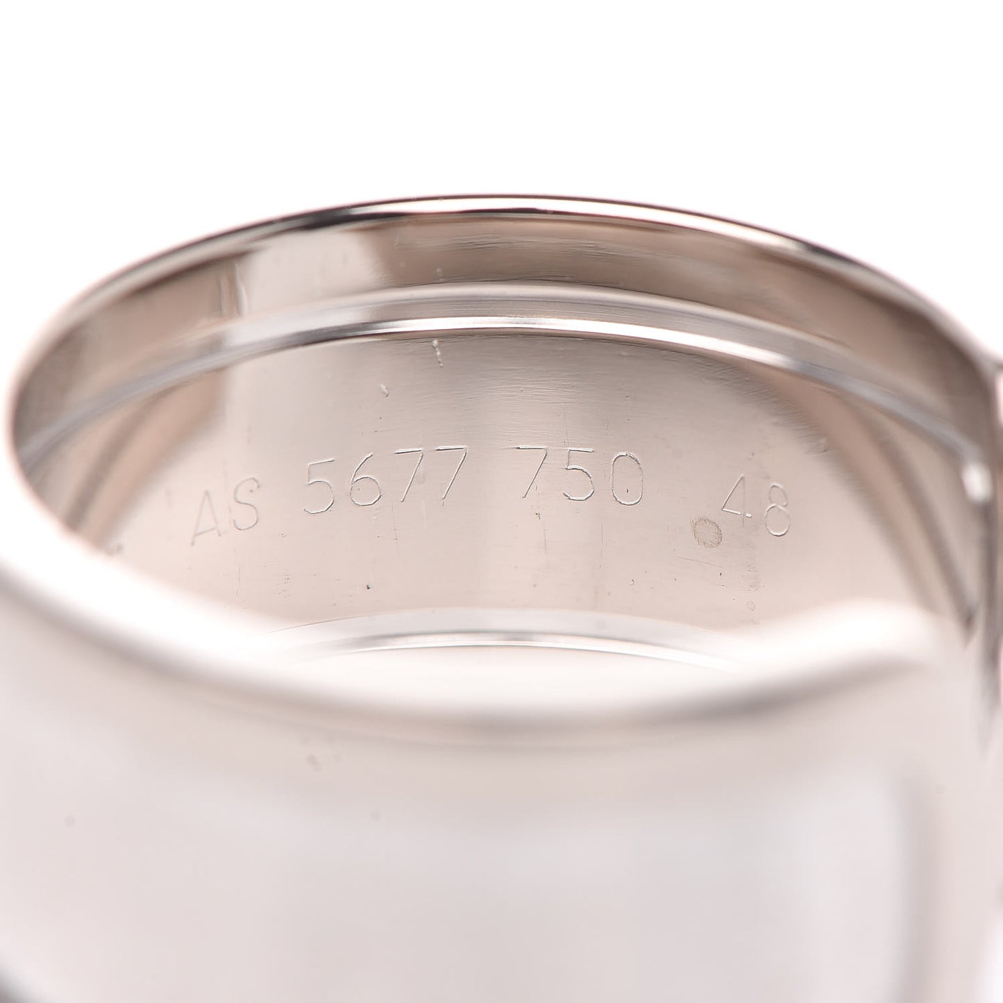 18K White Gold 10mm Logo De Ring 51 5.75