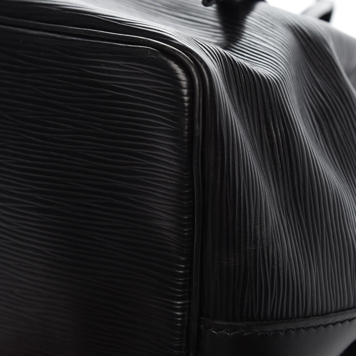 Louis Vuitton Epi Petit Noe Black 12 of 15