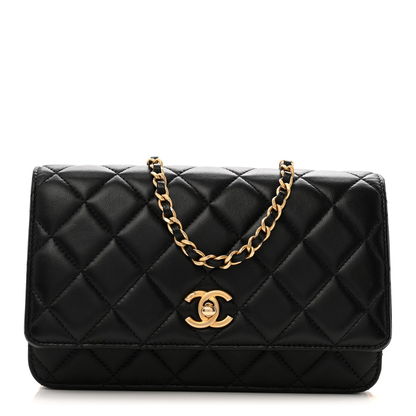 Lambskin Quilted CC Pearl Crush Wallet on Chain WOC Black