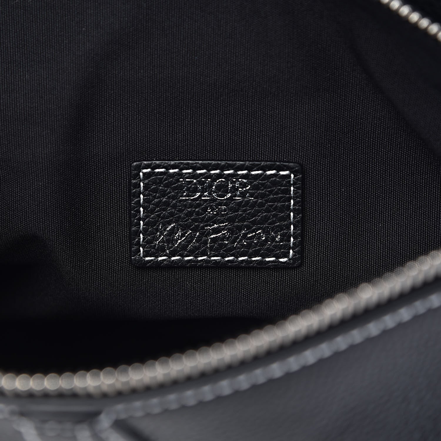 Christian Dior Grained Calfskin Logo Saddle Messenger Bag Black 6 of 11