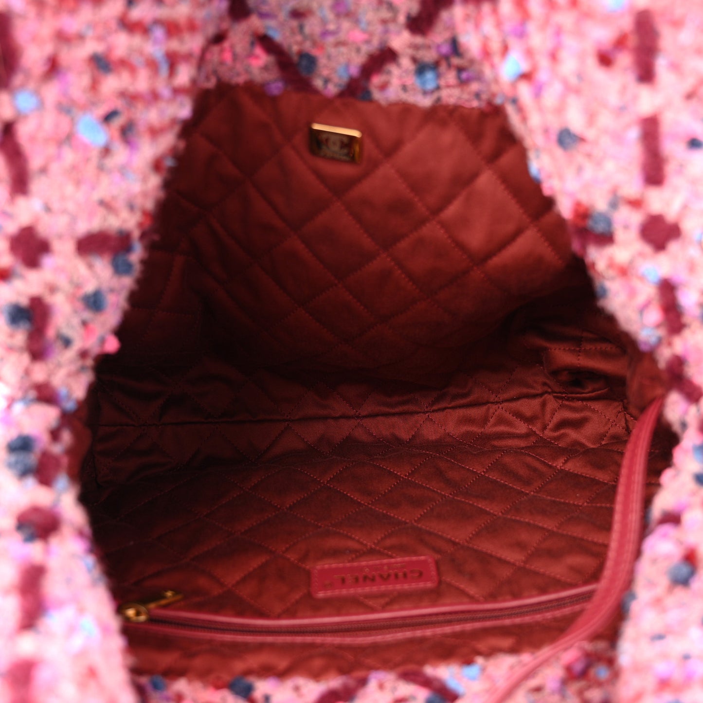 Tweed Quilted Chanel 22 Pink Burgundy