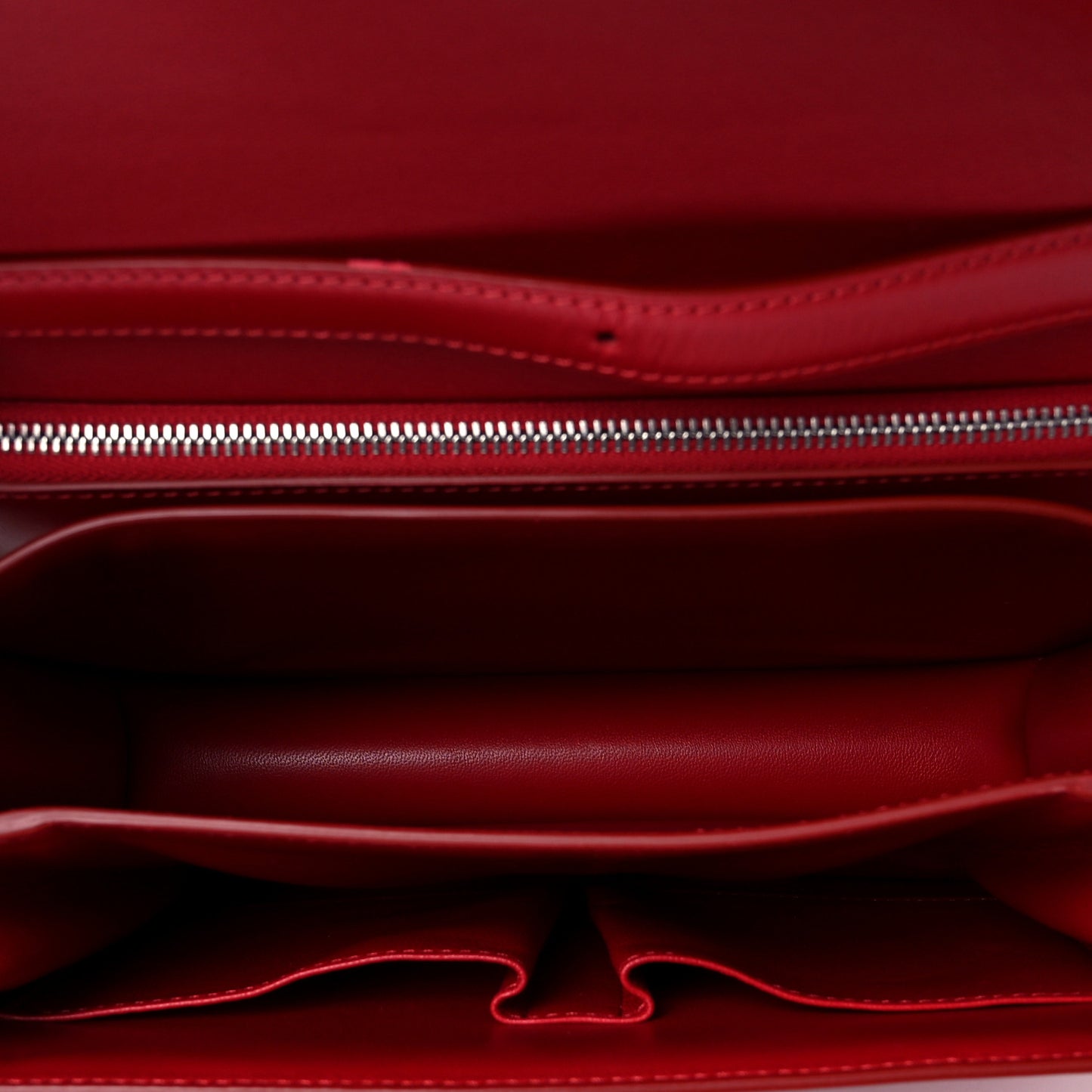 Box Calfskin Medium Classic Box Flap Bag Red