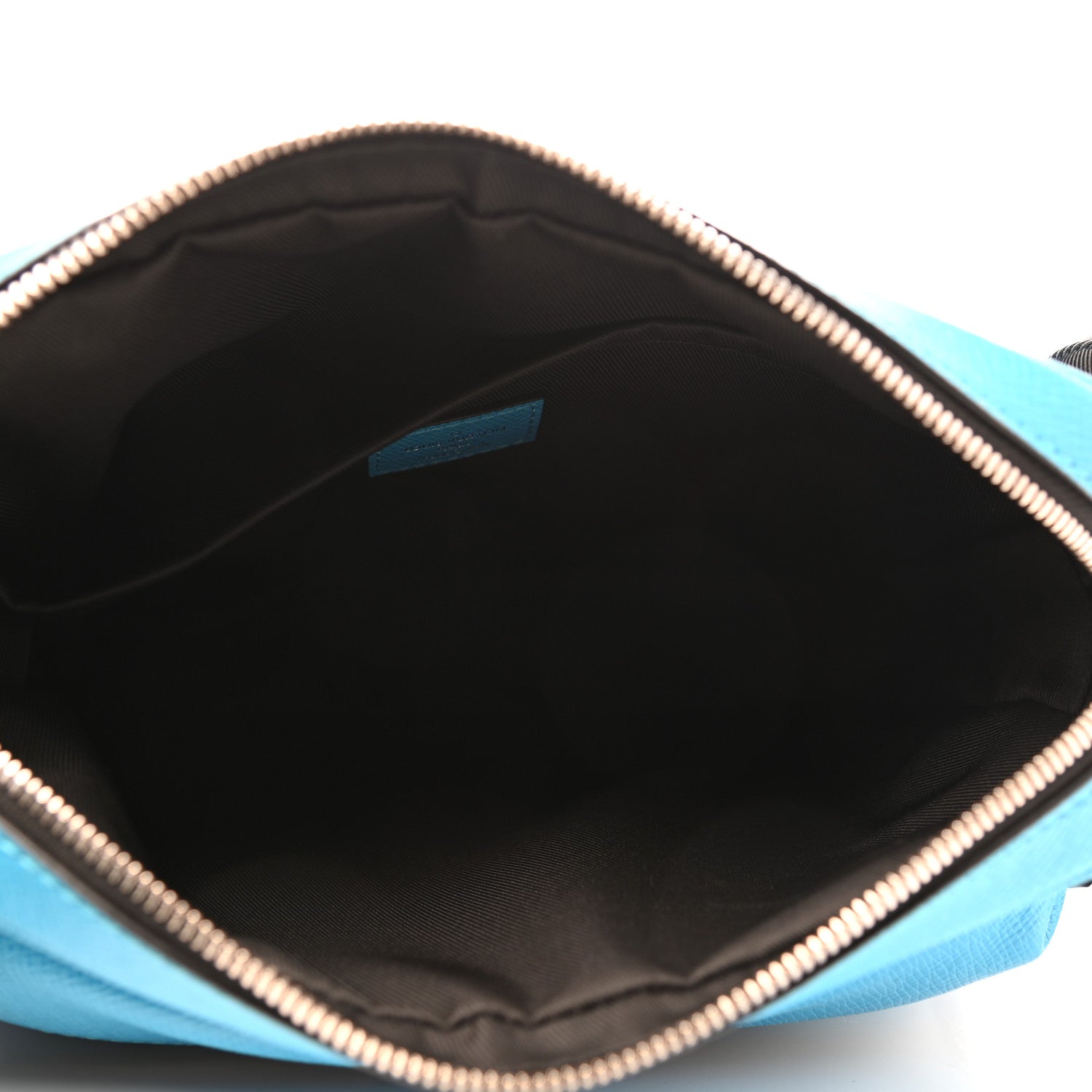 Louis Vuitton Taigarama Outdoor Messenger Blue Lagoon 4 of 4
