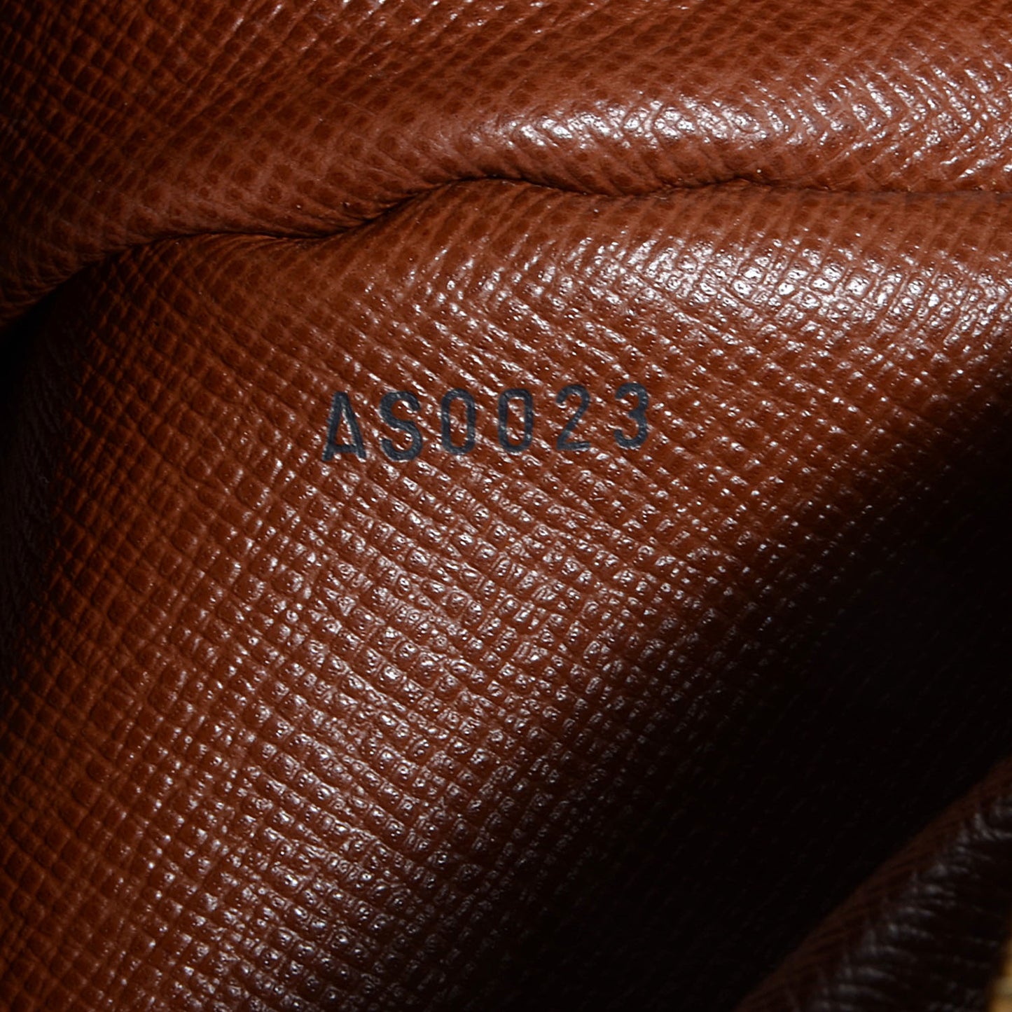 Monogram Boulogne 30