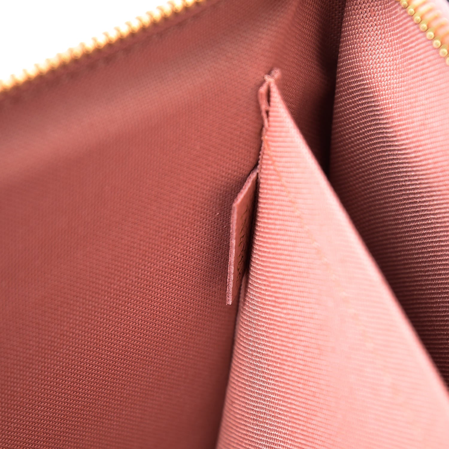 Louis Vuitton Empreinte Daily Pouch Rose Poudre 7 of 8