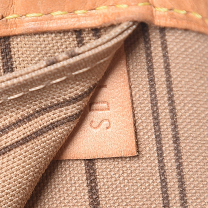 Louis Vuitton Monogram Neverfull MM 7 of 16