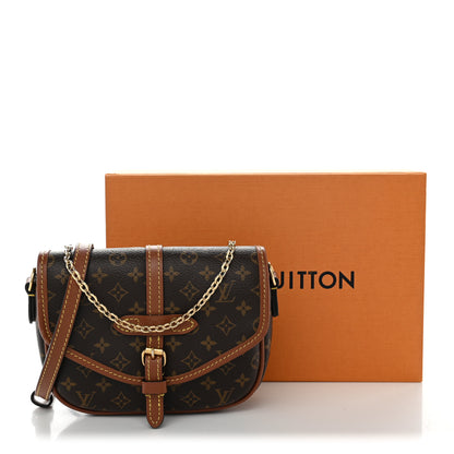 Louis Vuitton Monogram Solo 9 of 9