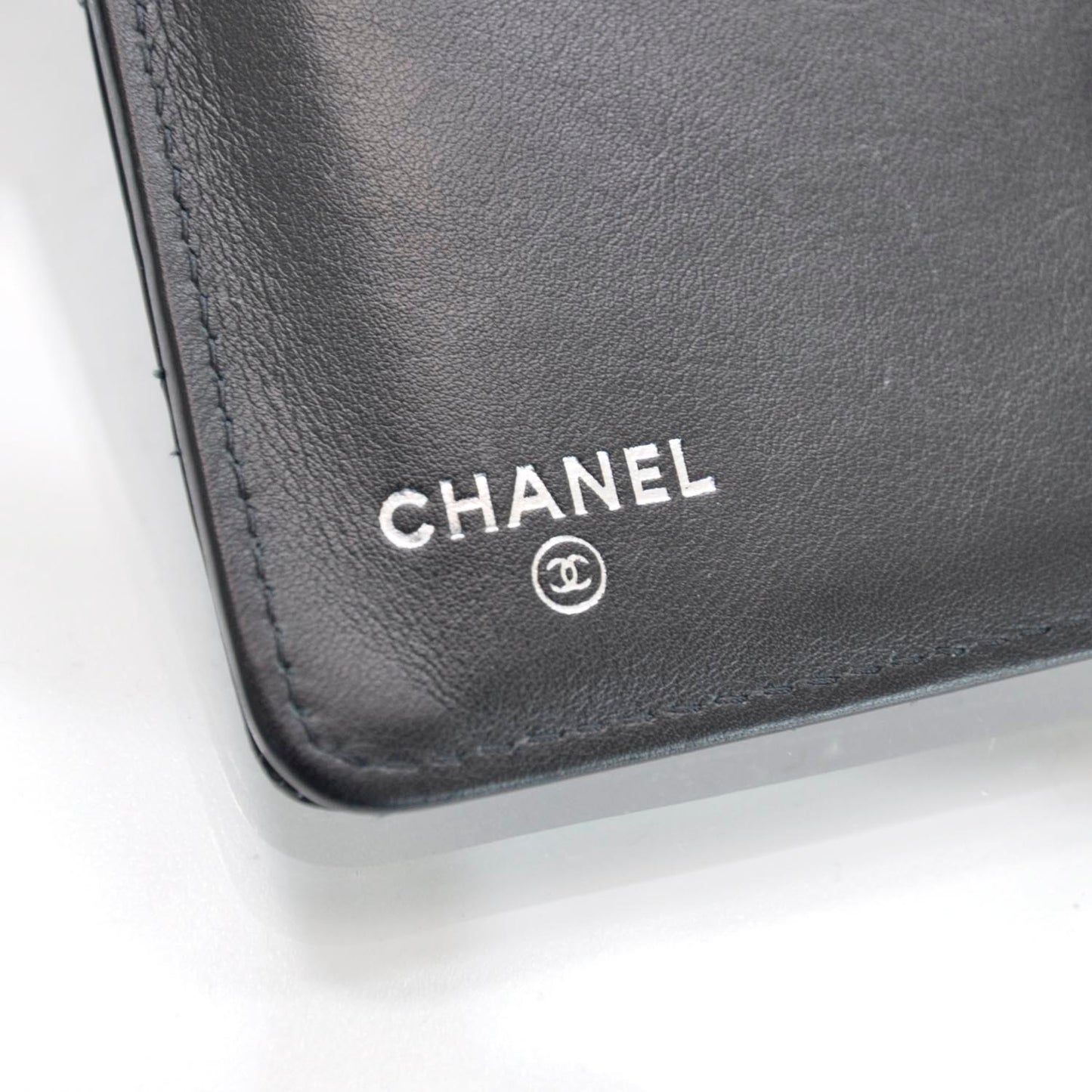 Patent Yen Wallet Black