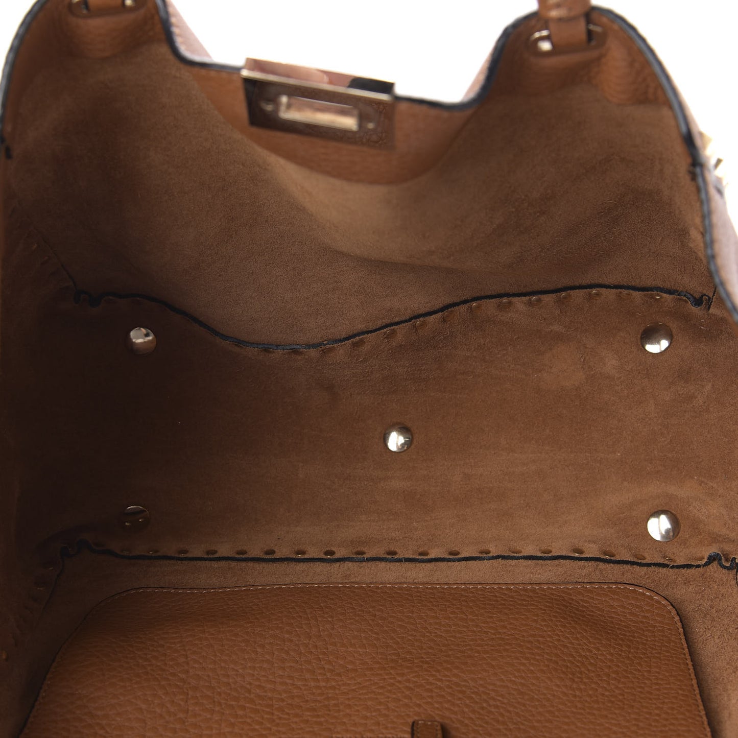 Pebbled Calfskin Medium Rockstud Tote Light Cuir