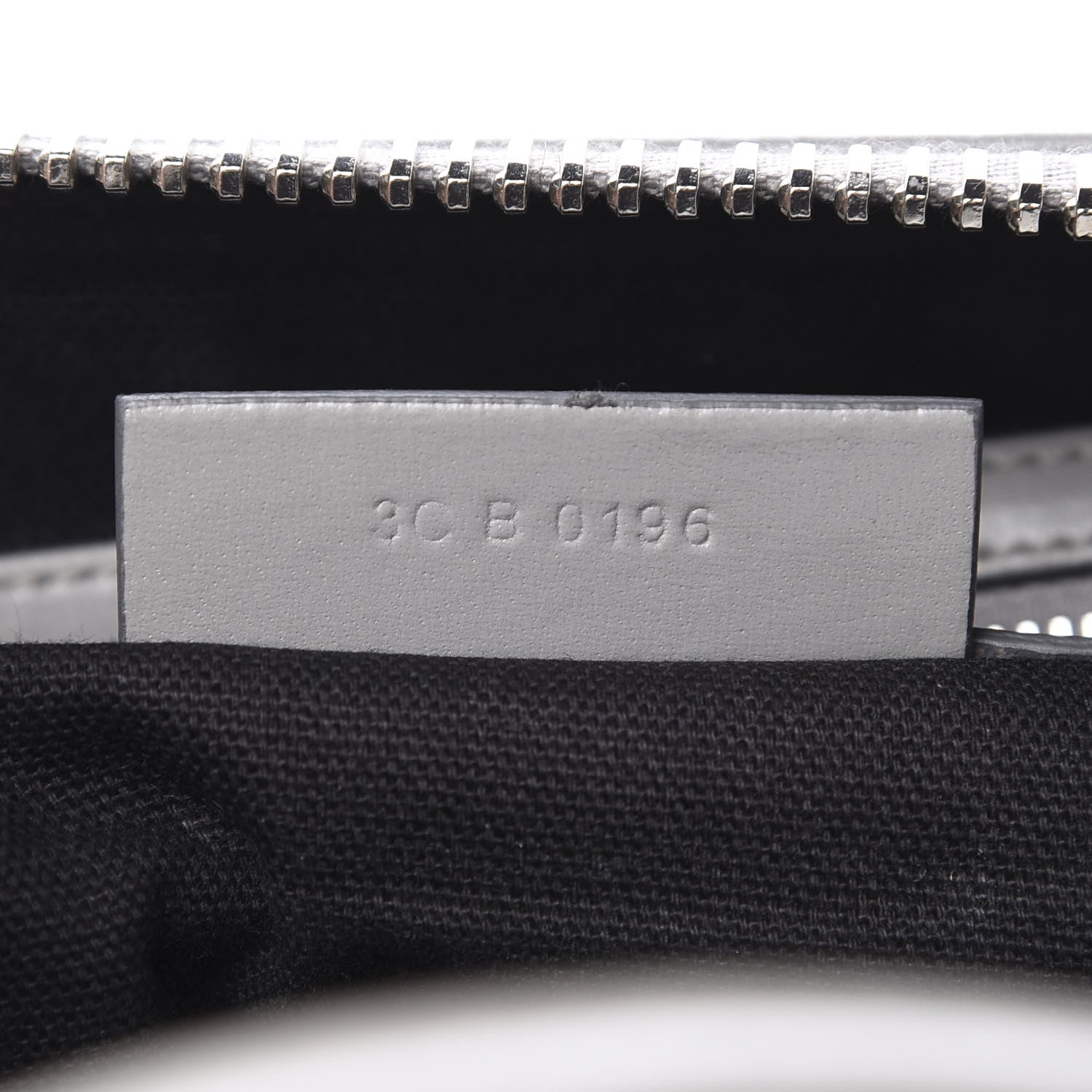 Givenchy Shiny Lord Calfskin Medium Antigona Pearl Grey 8 of 18