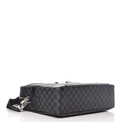 Louis Vuitton Damier Graphite Porte-Documents Voyage GM 4 of 17