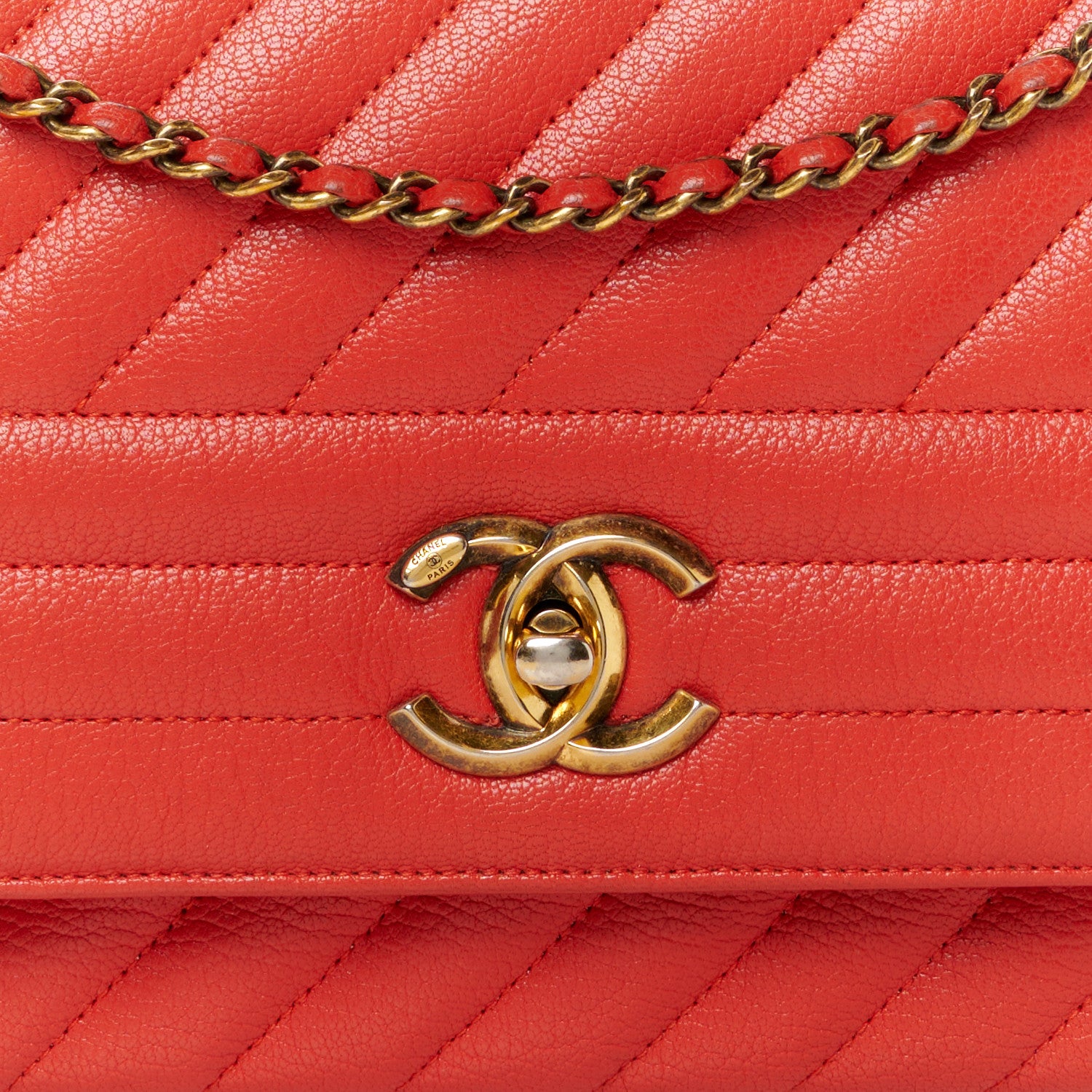 Chanel Shiny Goatskin Diagonal Quilted Medium Flap Red 9 of 14
