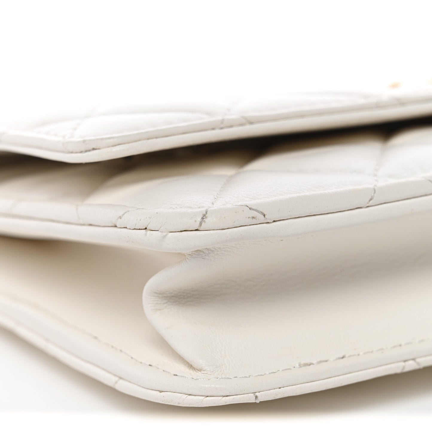 Lambskin Quilted CC Pearl Crush Wallet on Chain WOC White