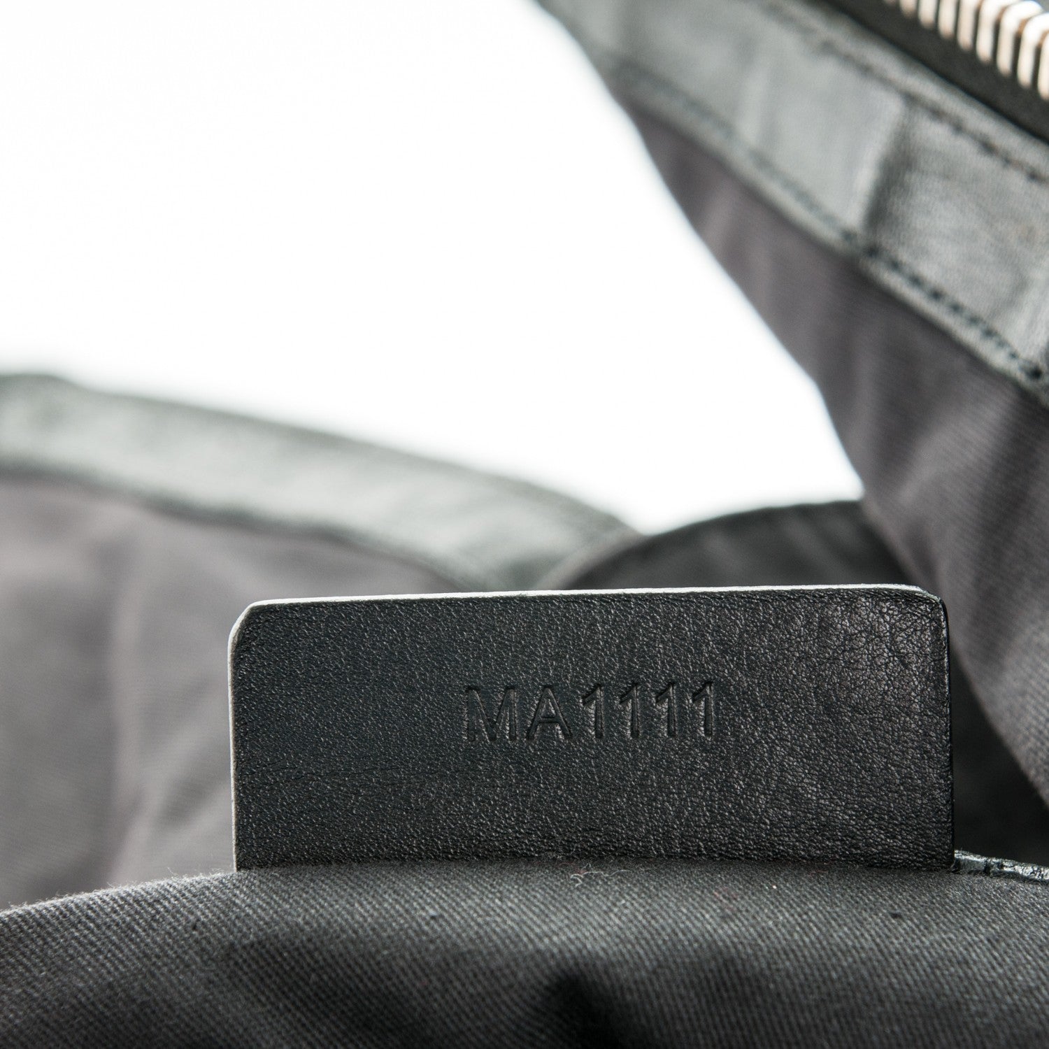Givenchy Lambskin Tinhan Hobo Black 7 of 7