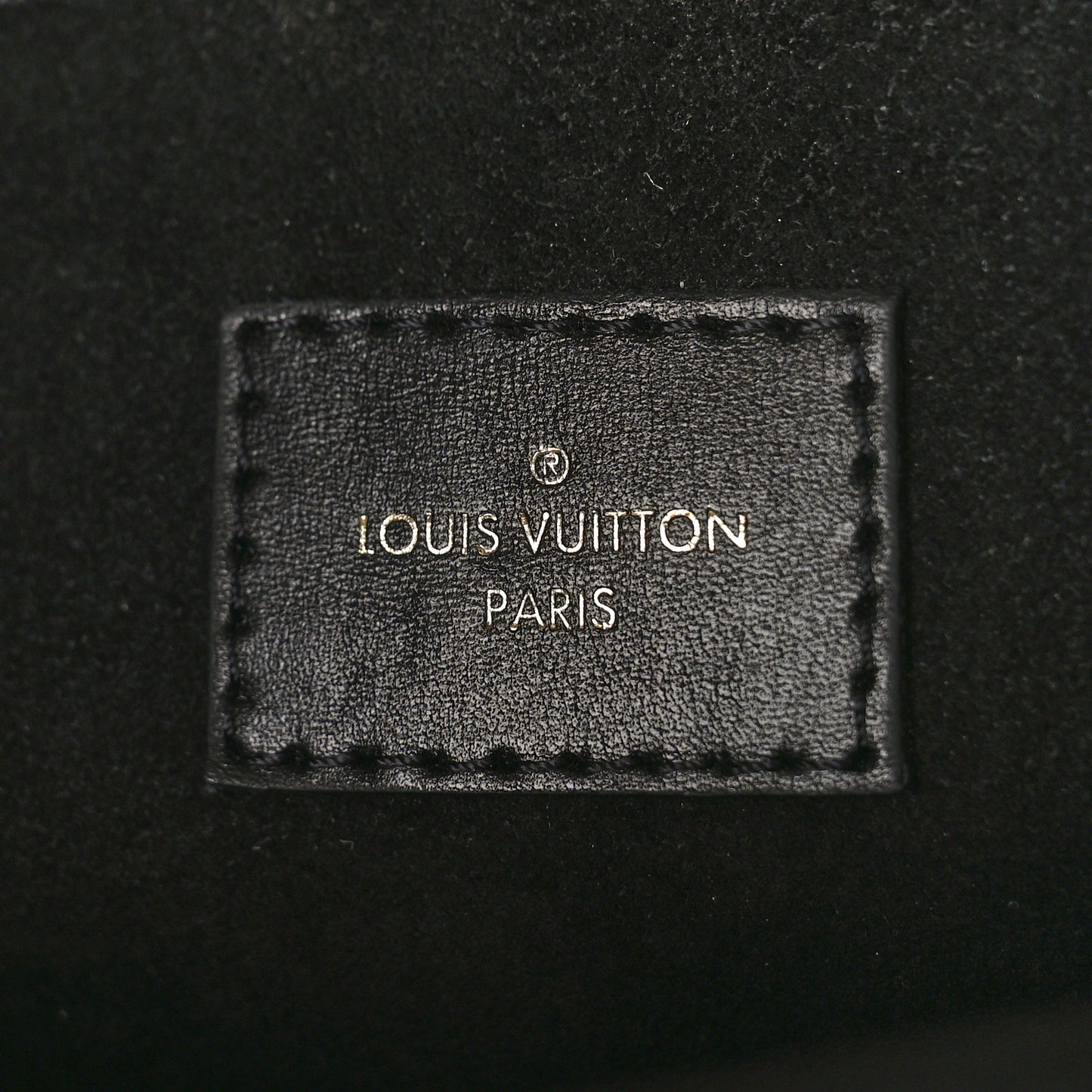 Reverse Monogram Pochette Metis