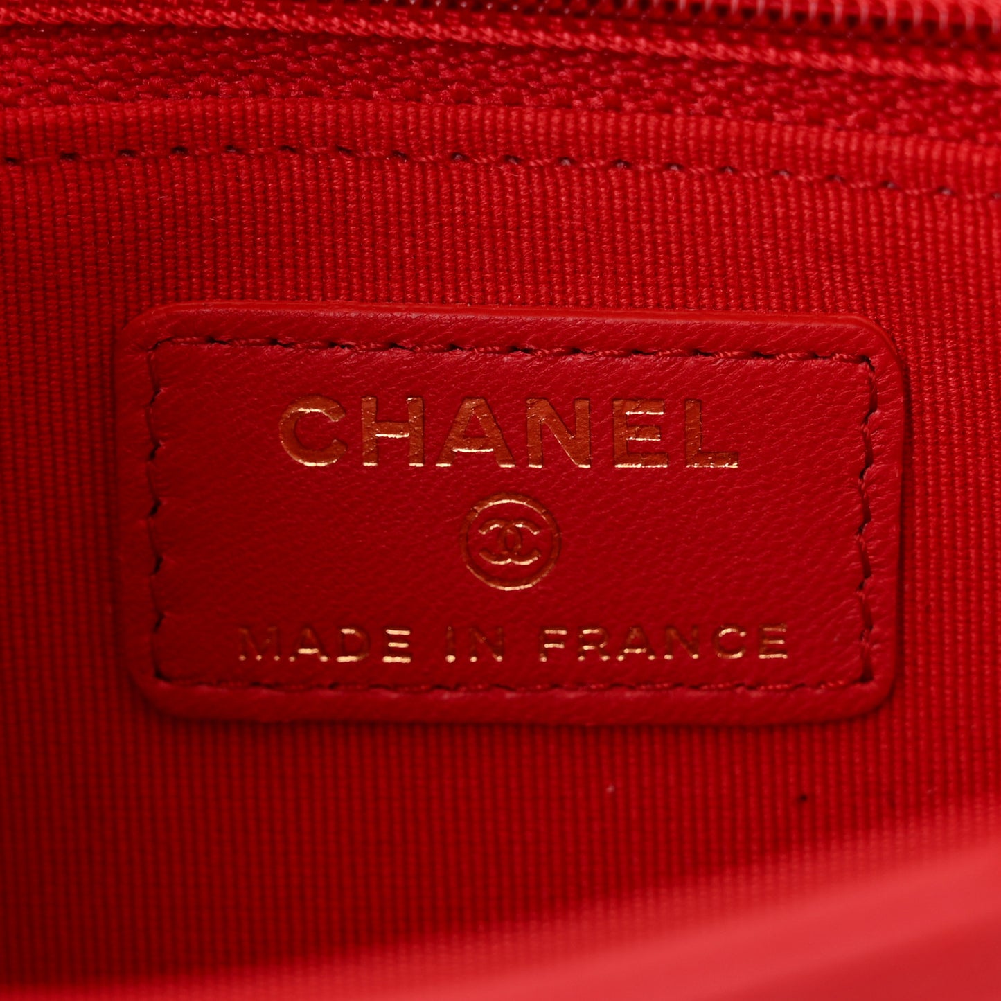 Lambskin Chevron Stitched Flap White Red