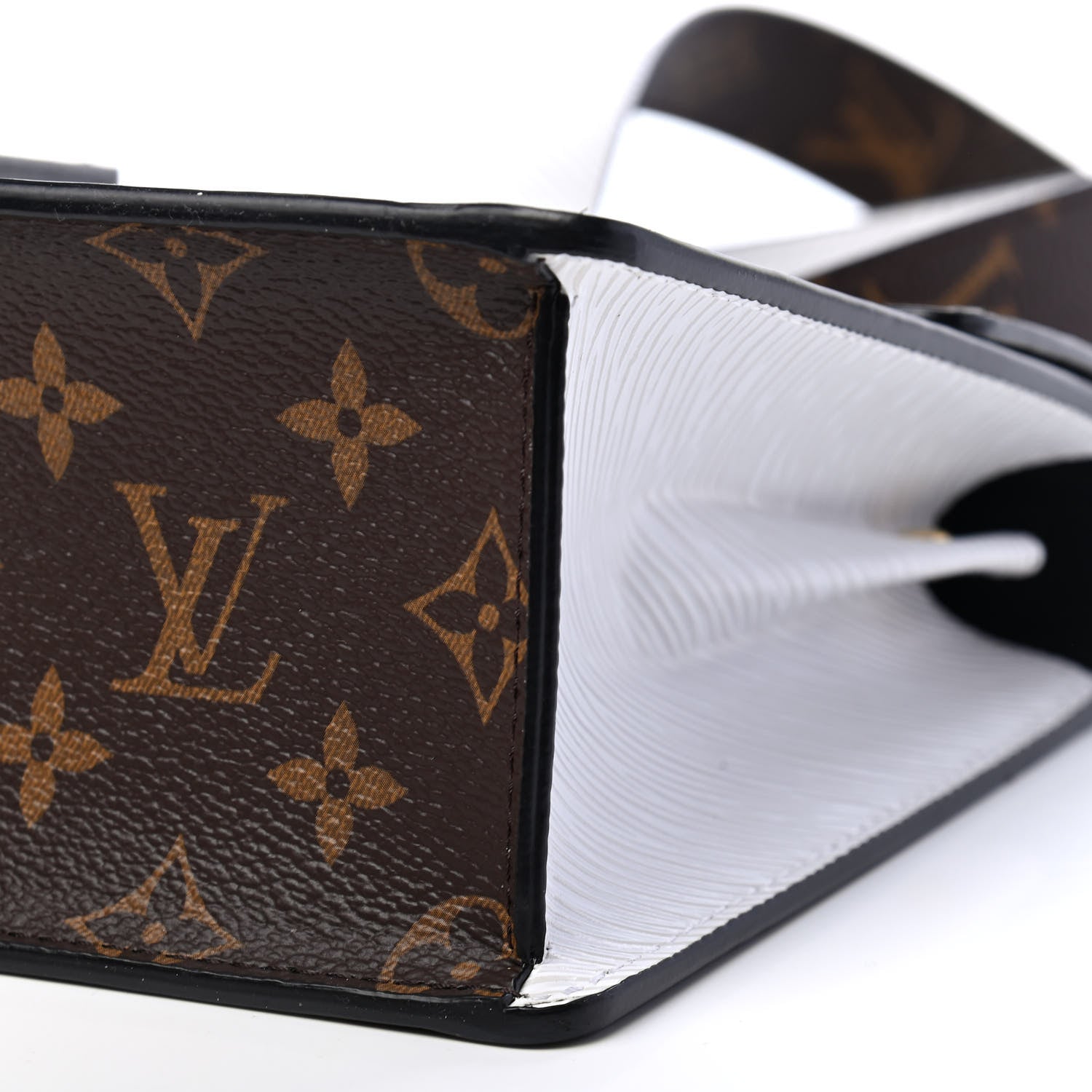 Louis Vuitton Vernis Epi Monogram Spring Street Black 7 of 7