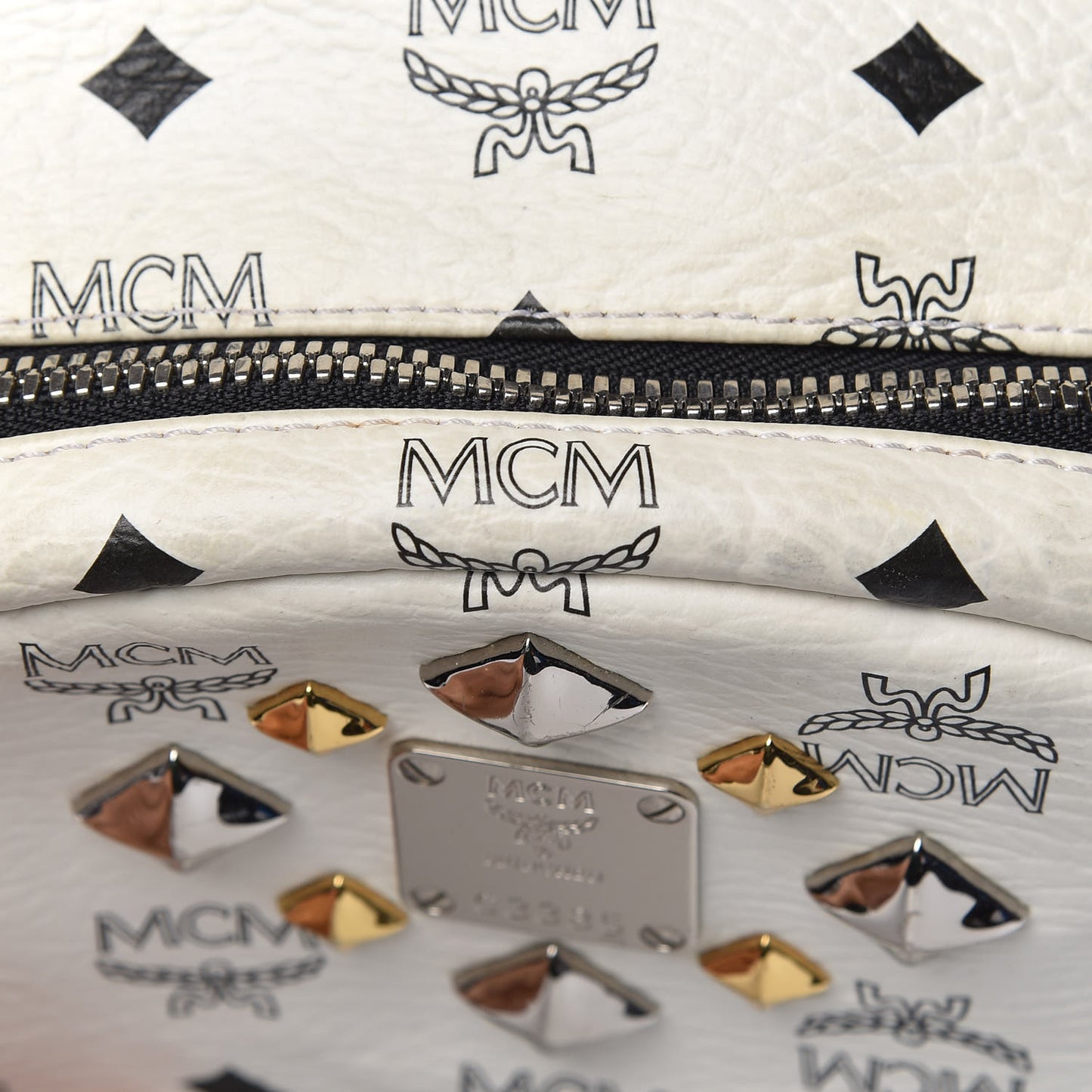 Visetos Studded Medium Dual Stark Backpack White