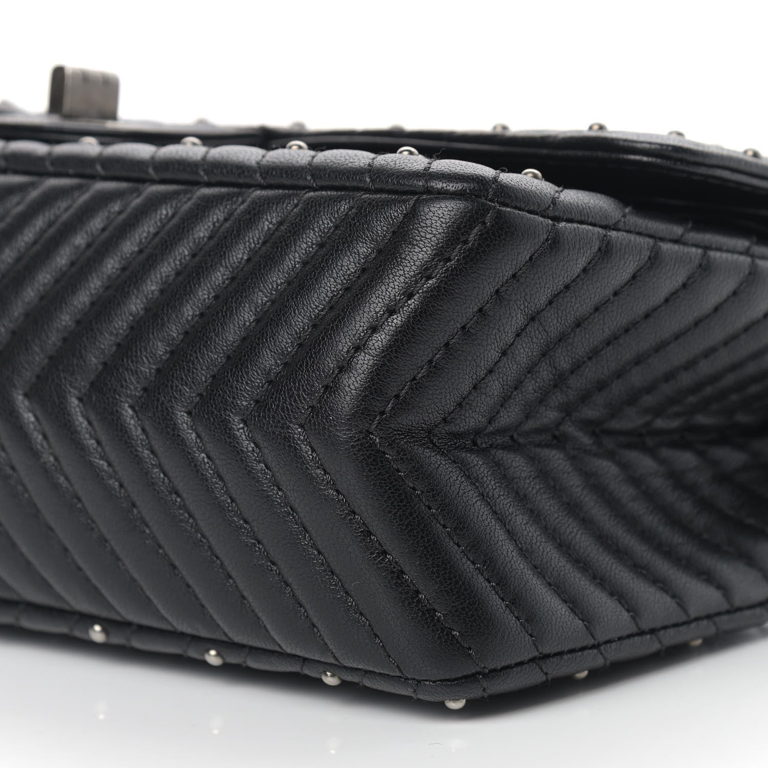 Chanel Sheepskin Chevron Quilted Studded 2.55 Reissue 225 Flap Black 8 of 11