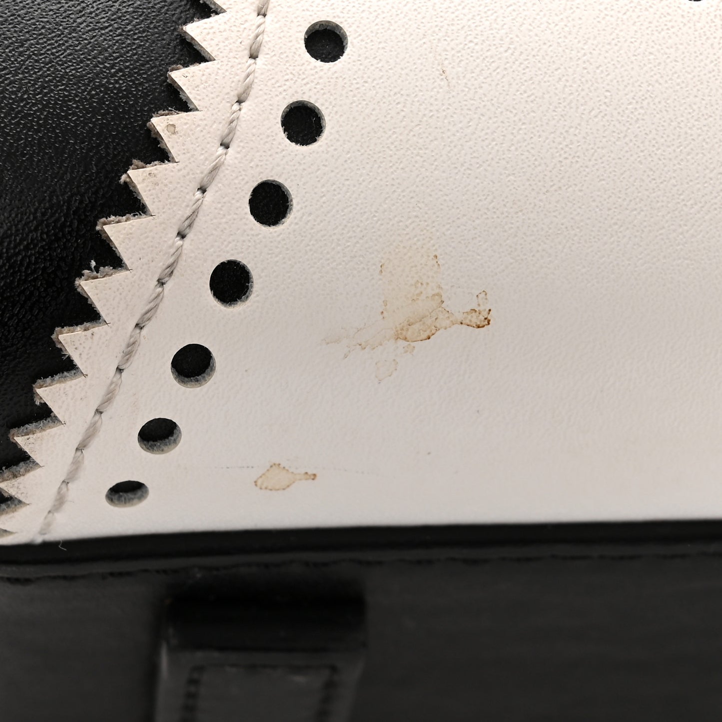 Calfskin Brogue Small Antigona Black White