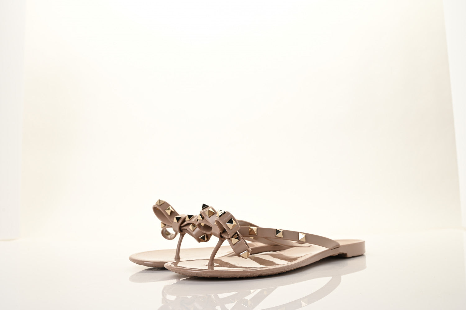 Valentino Garavani PVC Jelly Rockstud Bow Thong Sandals 41 Poudre 8 of 14