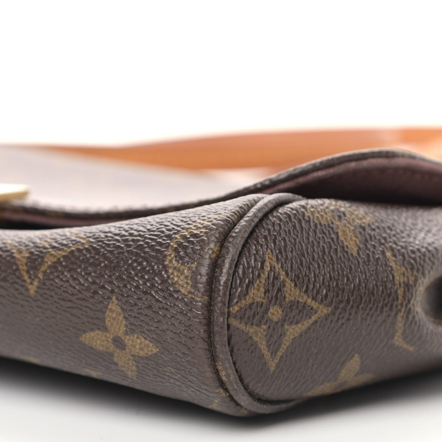 Louis Vuitton Monogram Favorite MM 9 of 13