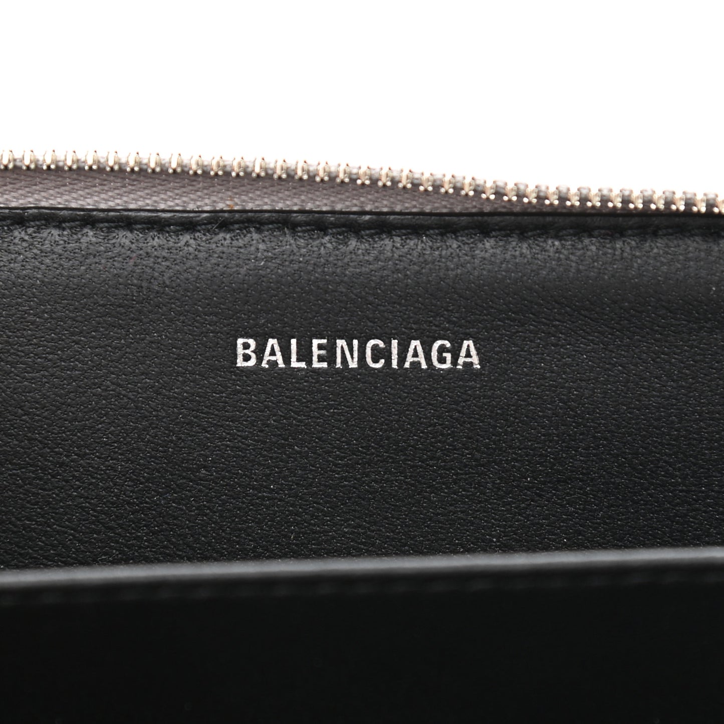 Metallic Calfskin Losange Monogram Everyday Zip Around Card Case Silver Black White