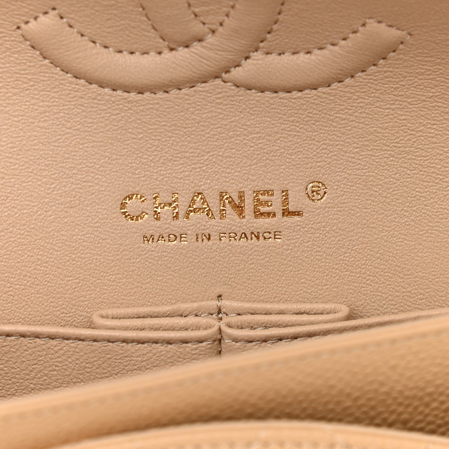Caviar Quilted Medium Double Flap Beige Clair