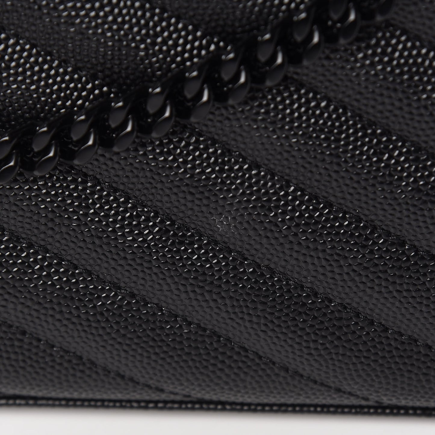 Grain De Poudre Matelasse Chevron Monogram Chain Wallet Black
