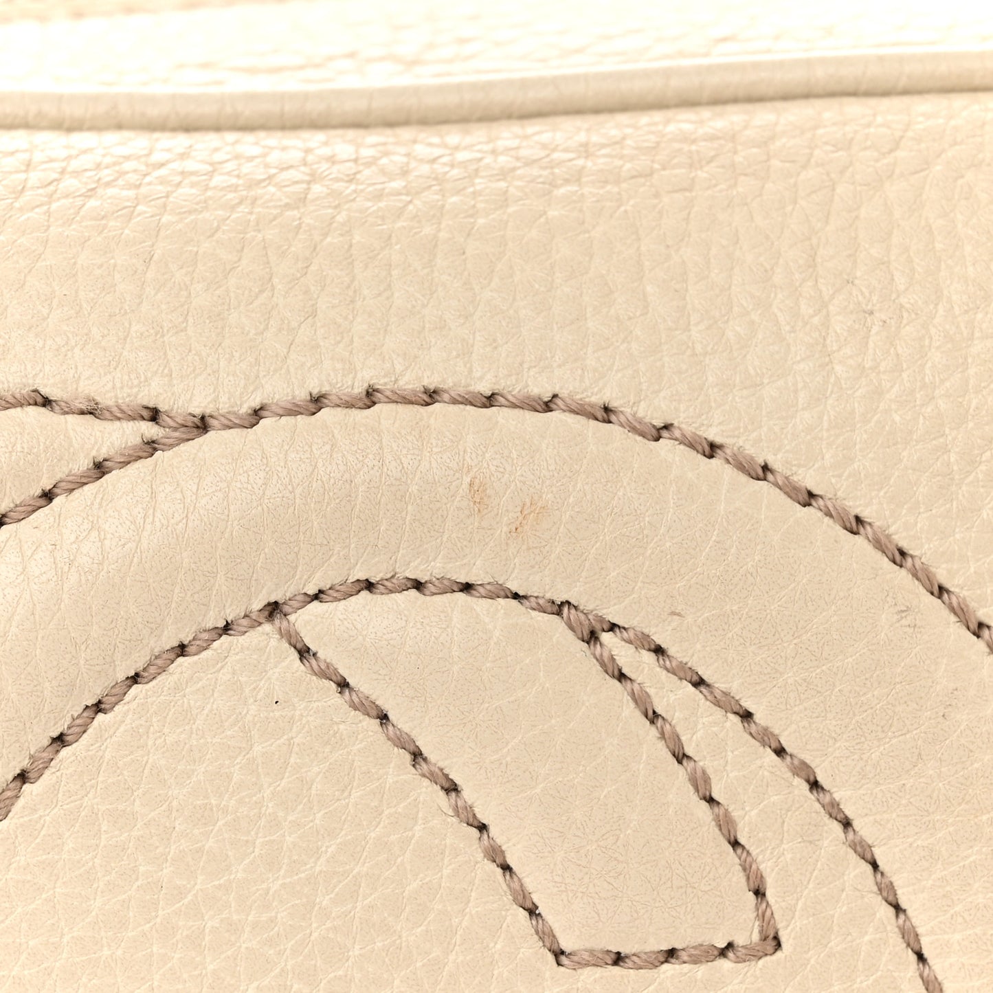 Pebbled Calfskin Small Soho Disco Bag Off White