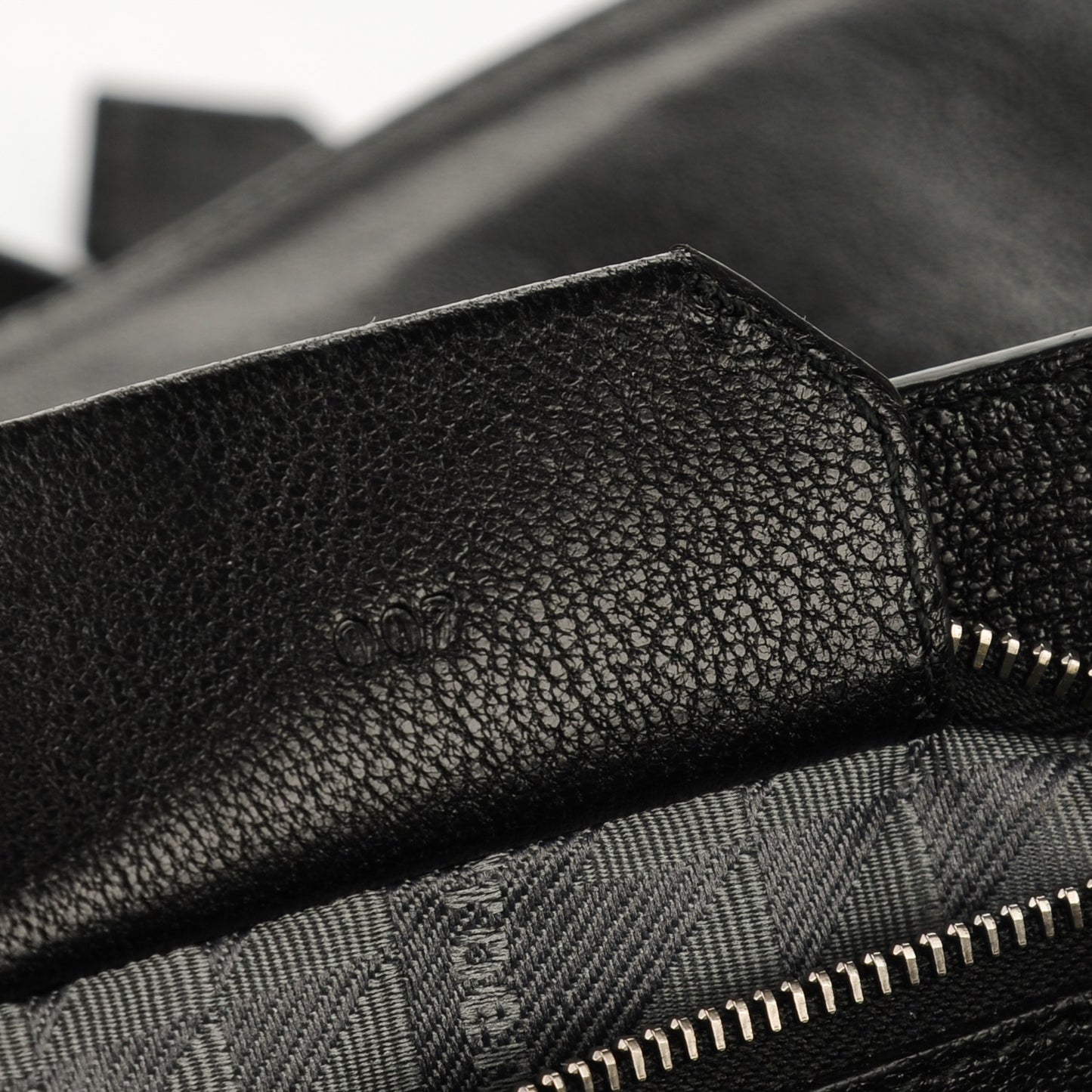 Lambskin Tiny PS1 Satchel Black