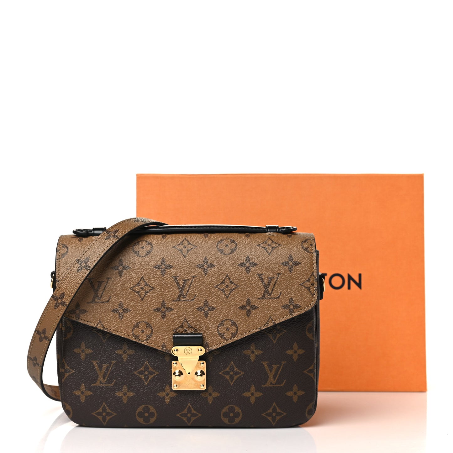 Reverse Monogram Pochette Metis