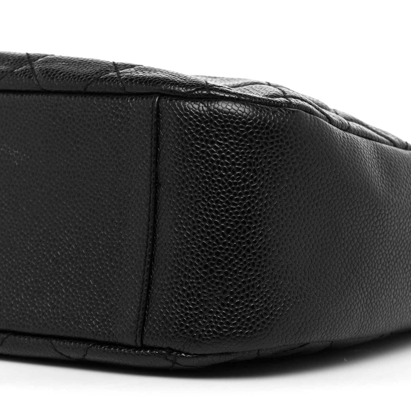 Caviar Quilted Timeless CC Shoulder Bag Black