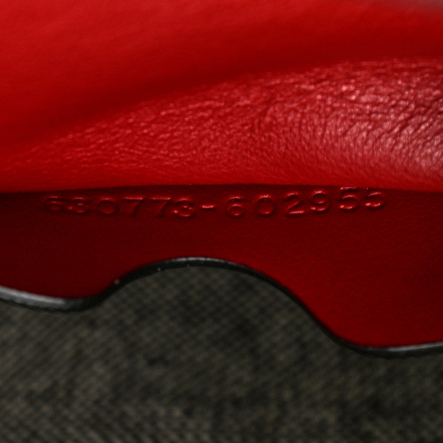 Calfskin Embossed Signature Shopper Black Red