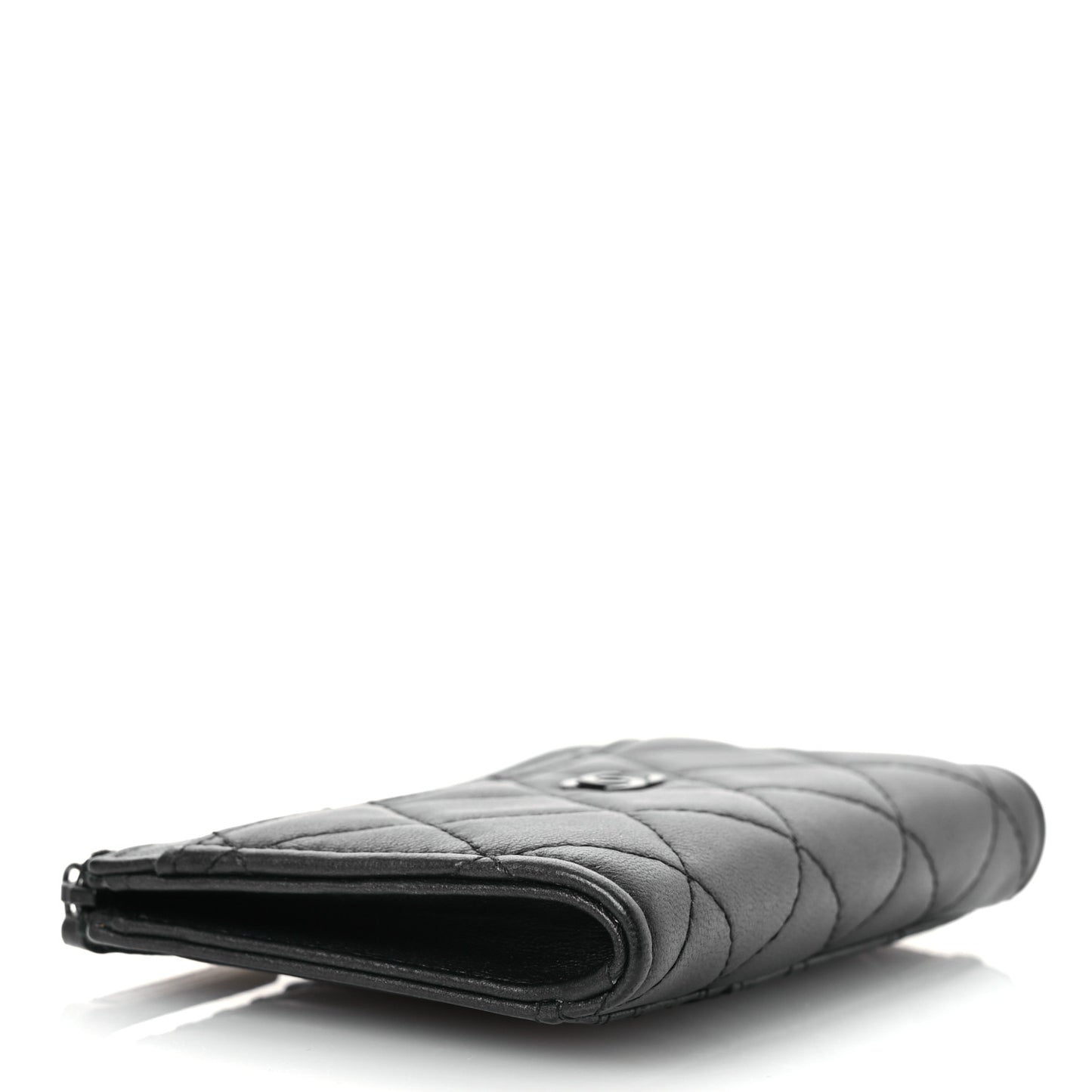 Pearly Lambskin Quilted Zip Card Holder So Black