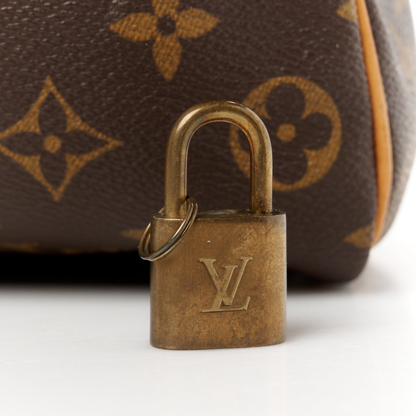 Monogram Speedy 35