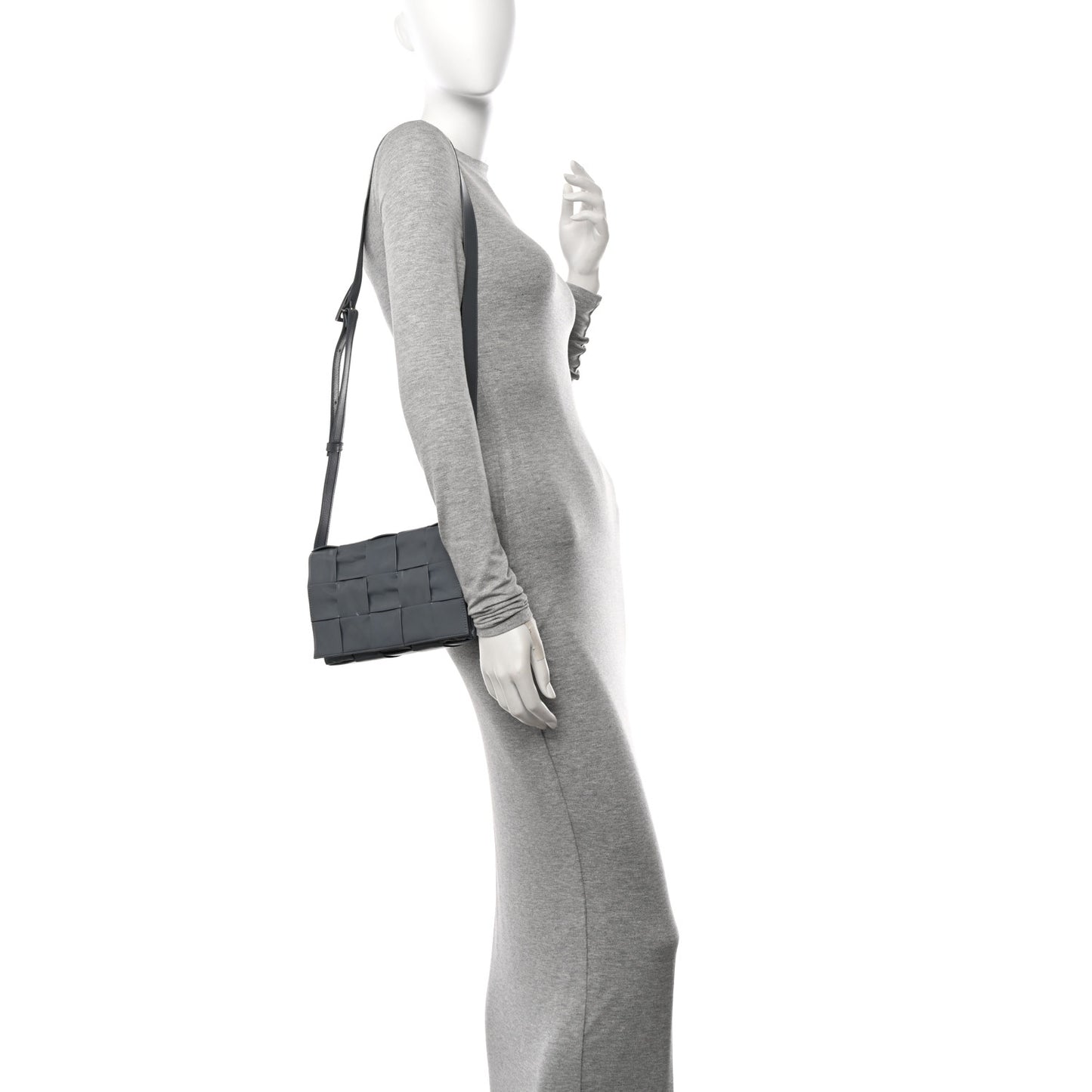 Paper Calfskin Maxi Intreccio Cassette Crossbody Bag Thunder