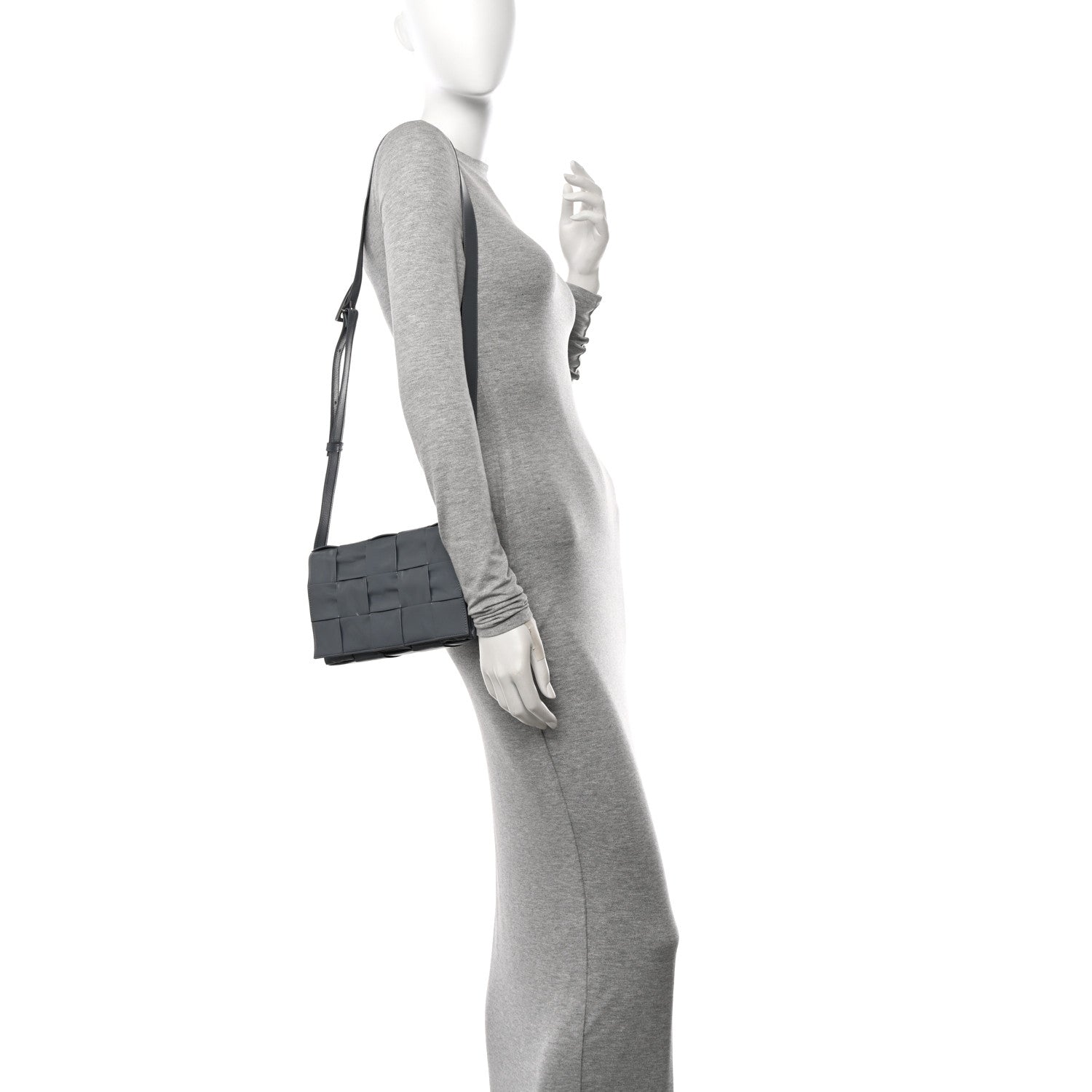Bottega Veneta Paper Calfskin Maxi Intreccio Cassette Crossbody Bag Thunder 2 of 10