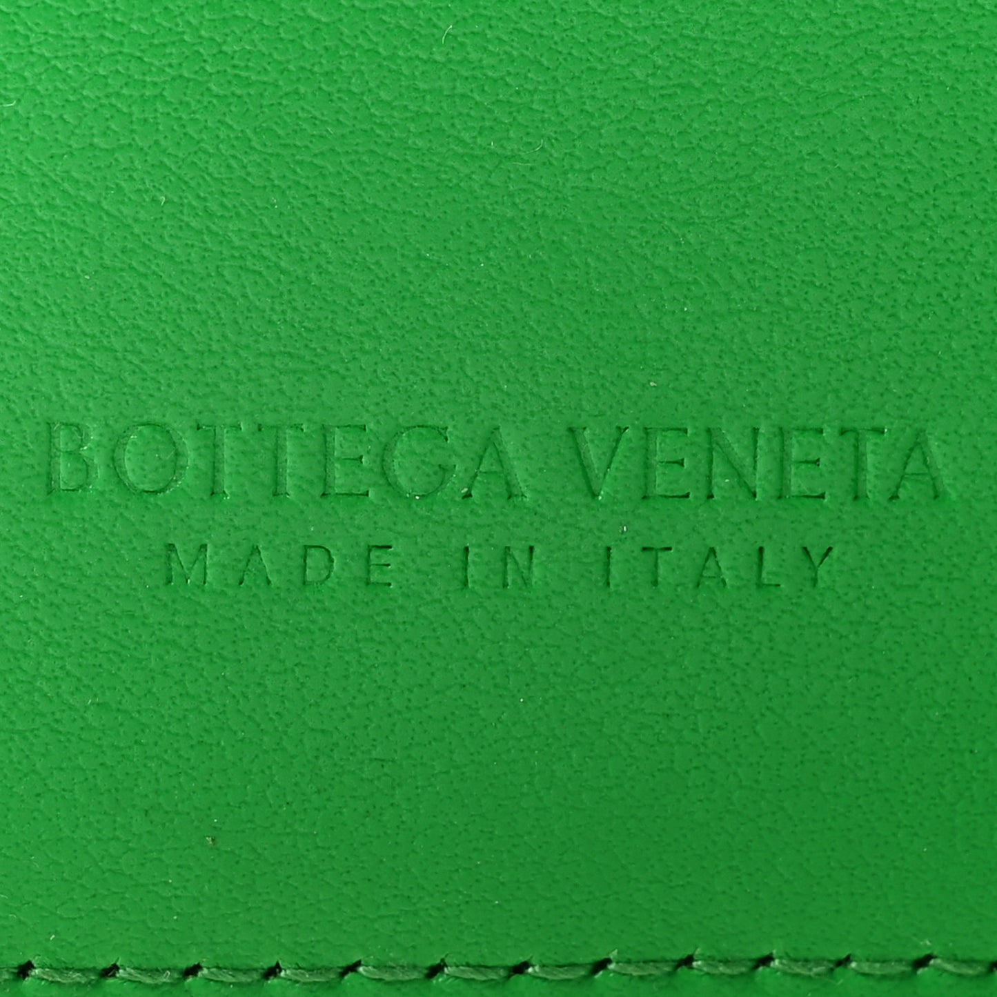 Nappa Maxi Intrecciato Bifold Zip Wallet Parakeet