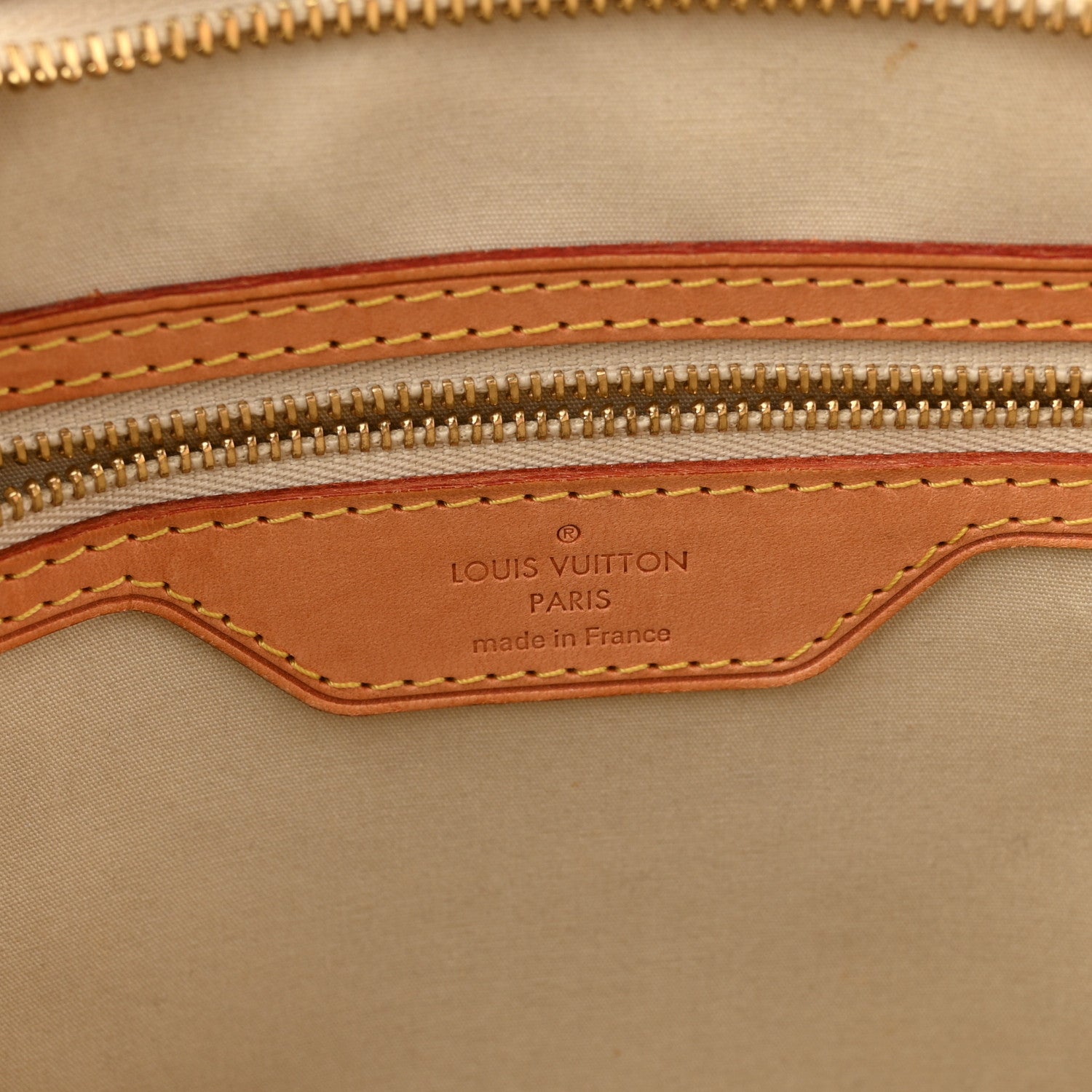 Louis Vuitton Vernis Brea MM Blanc Corail 6 of 14