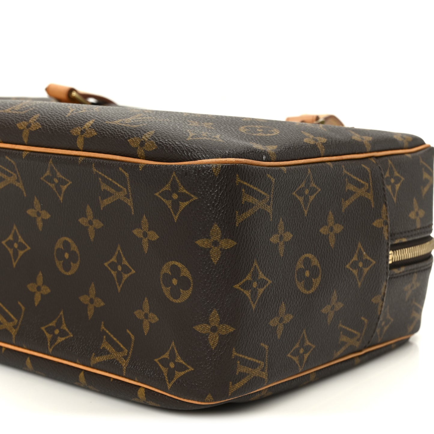Monogram Cite GM