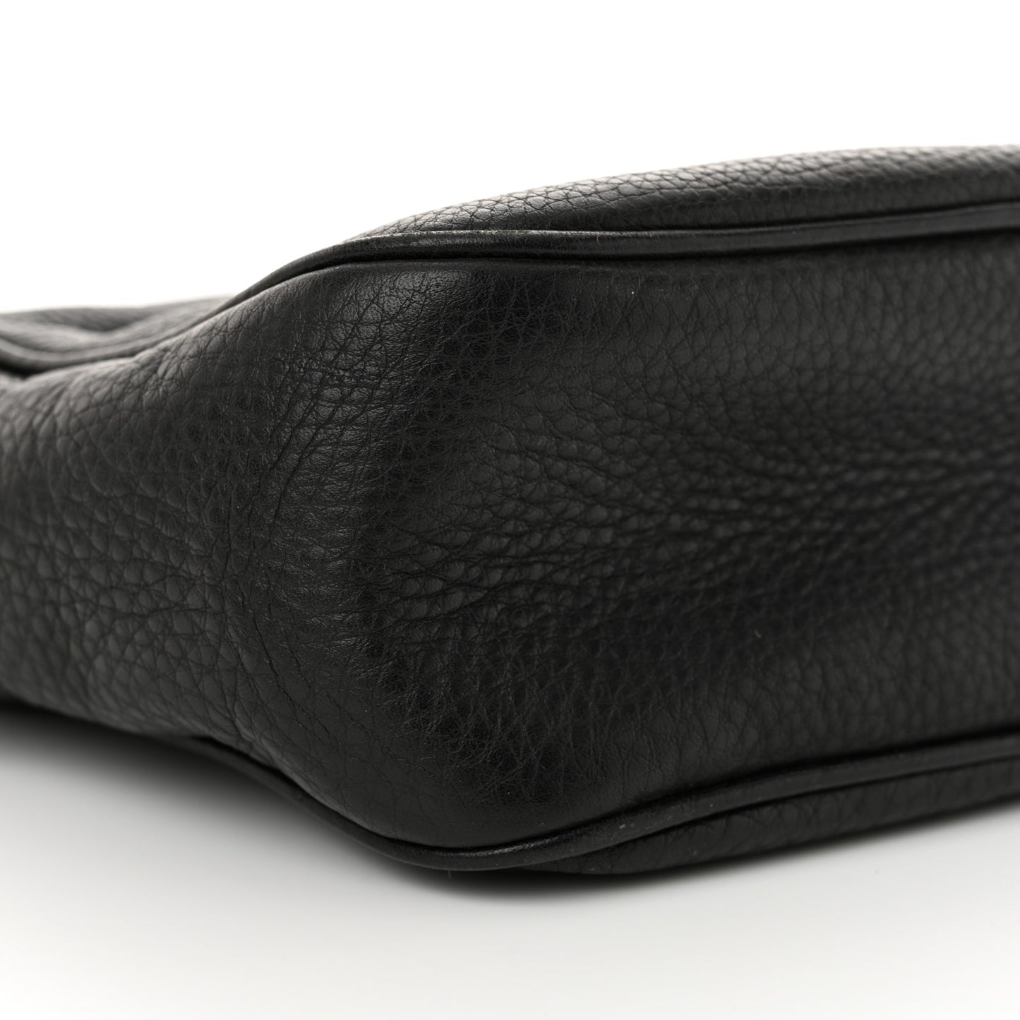 Pebbled Calfskin Small Soho Disco Bag Black