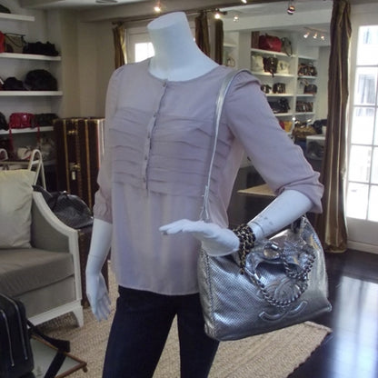 Chanel Metallic Glazed Calfskin Perforated Medium Rodeo Drive Tote Silver 2 of 12