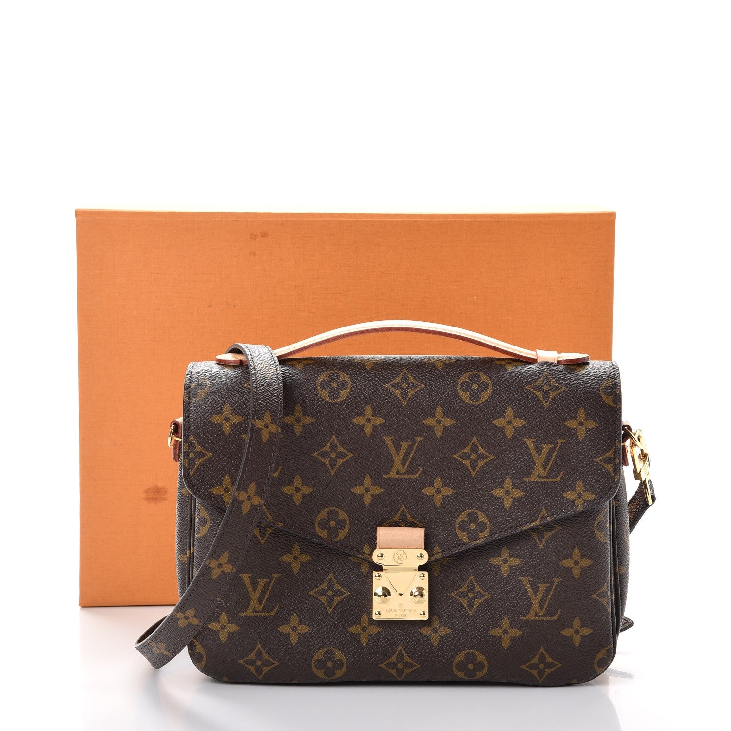 Louis Vuitton Monogram Pochette Metis 9 of 9