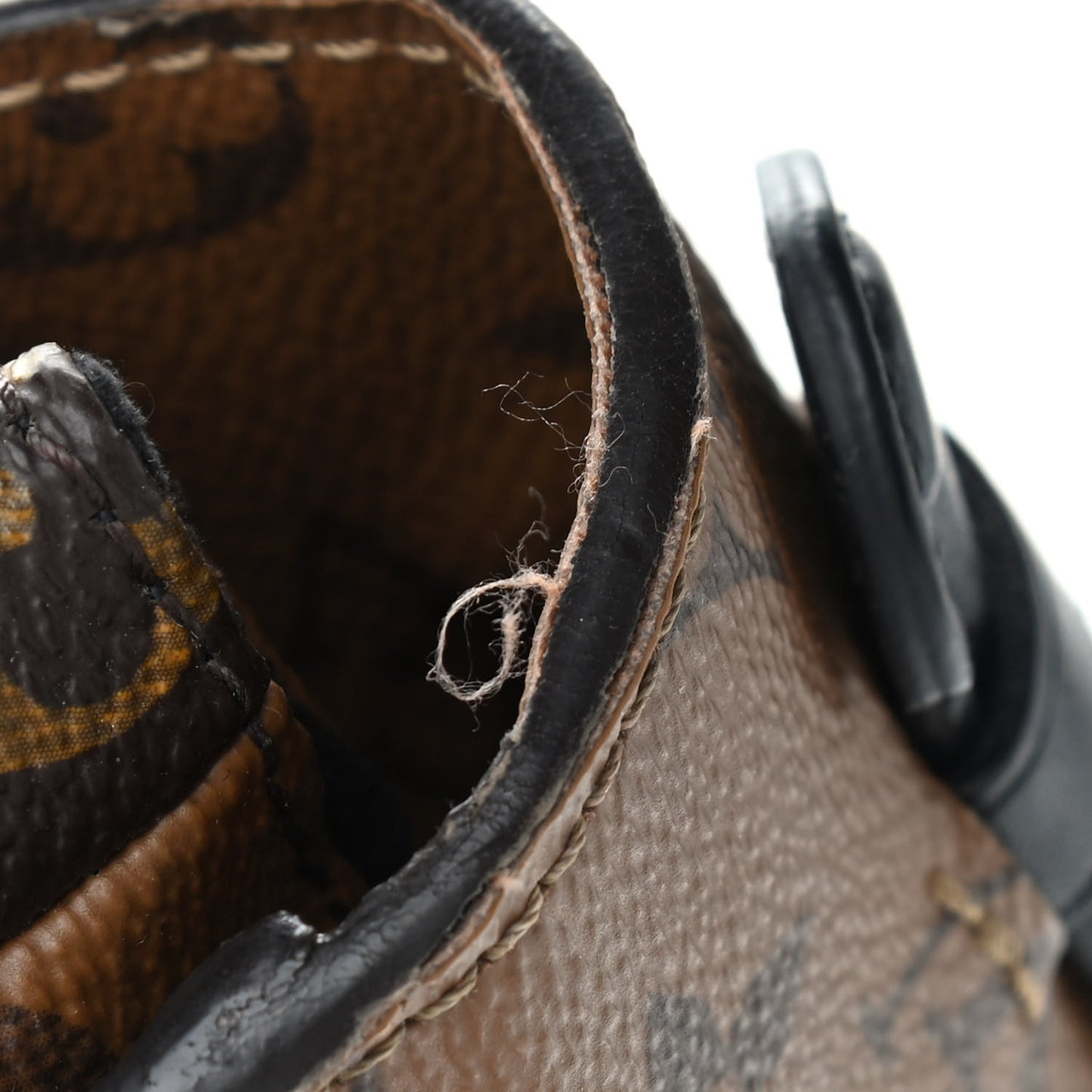Reverse Monogram Pochette Metis