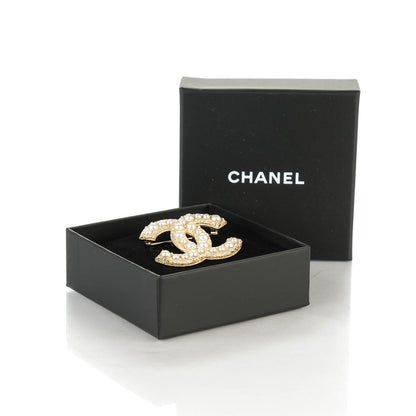 Chanel Pearl Crystal CC Brooch Gold 5 of 5