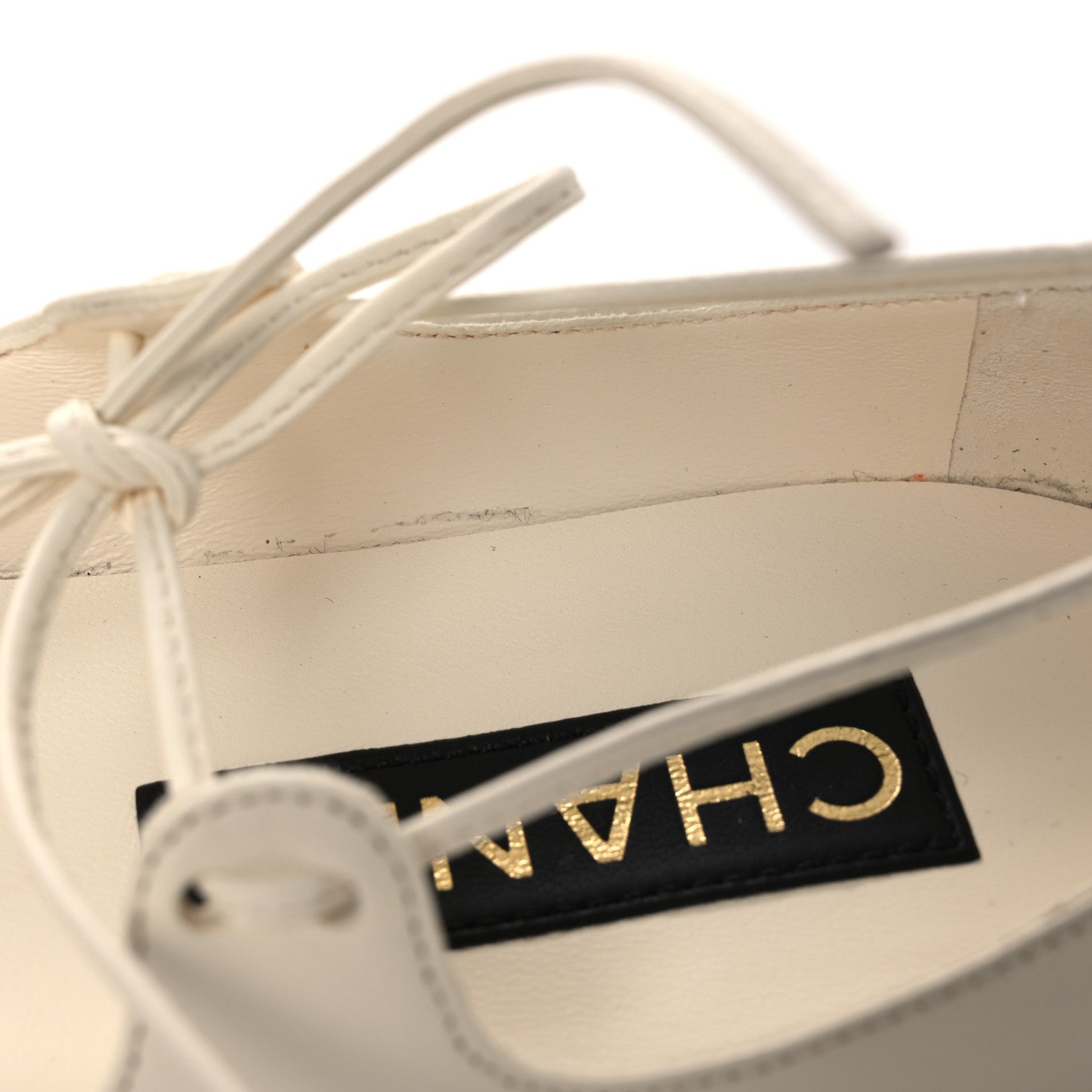 Chanel Lambskin Grosgrain Mary Jane Flats 38.5 Ivory Black 11 of 11