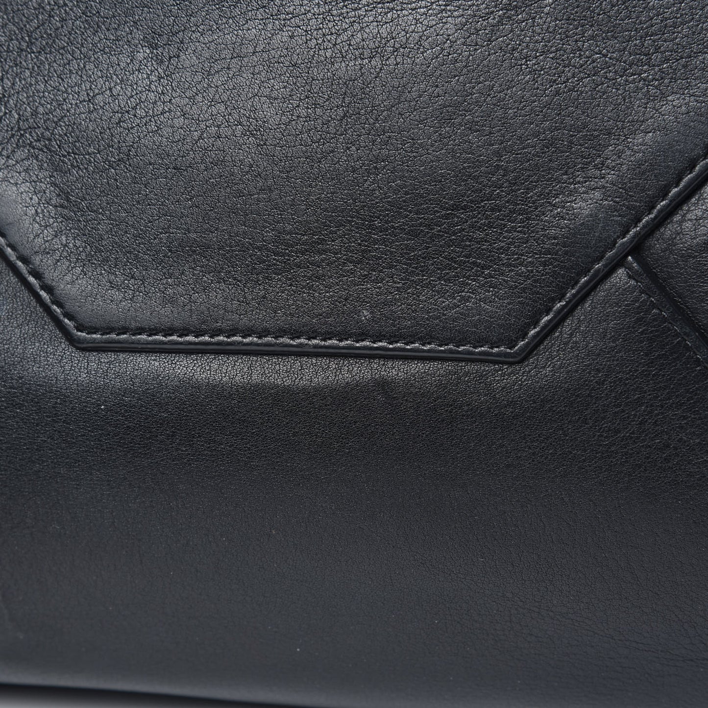 Soft Grained Calfskin Small Belt Cabas Phantom Black
